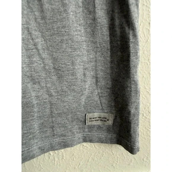 Life is Good Womens Crusher Tee Gray Lake Life Dog Adirondack V-Neck T-Shirt M - Picture 4 of 4